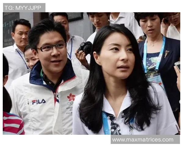 汶川足球明星慷慨解囊为灾后重建捐款金额引发社会关注 汶川足球明星慷慨解囊为灾后重建捐款金额引发社会关注