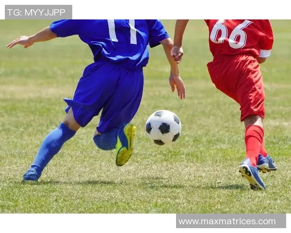 寻找足球明星拍照的最佳时机与技巧分享