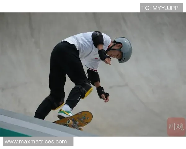 杭州滑板队的包夹革新探索与实践:重塑团队协作与竞技策略的全新视角 杭州滑板队的包夹革新探索与实践:重塑团队协作与竞技策略的全新视角